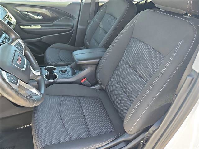 Used 2024 GMC Terrain SLE image 13