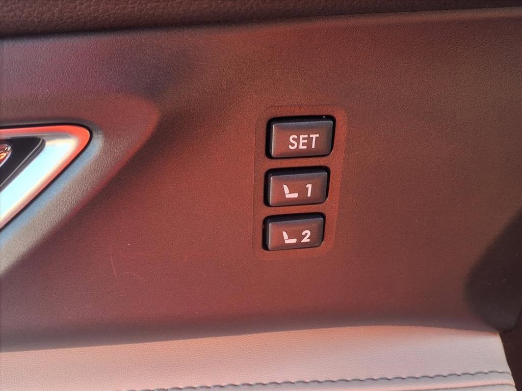 Used 2020 Subaru Ascent Limited w/ Popular Package #4 image 11