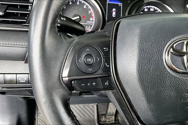 Used 2023 Toyota Camry SE w/ Convenience Package image 10