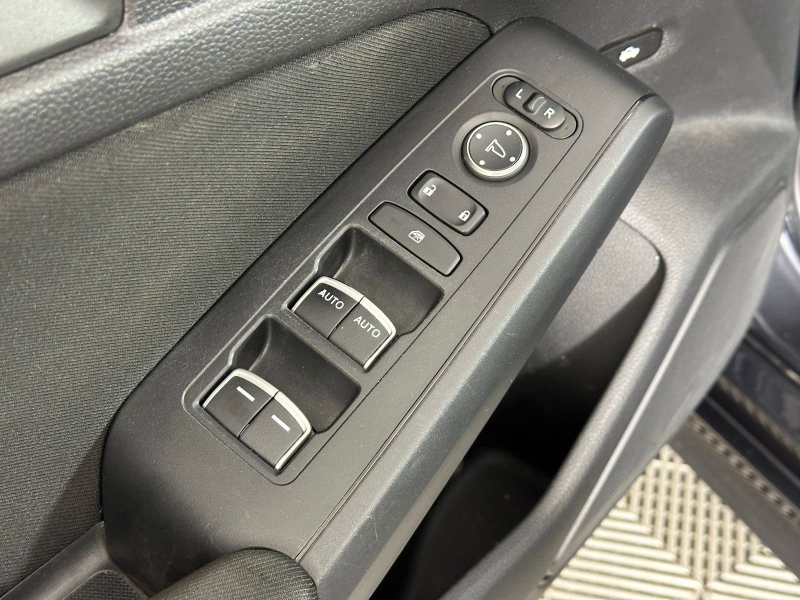 Used 2022 Honda Civic Sport image 30