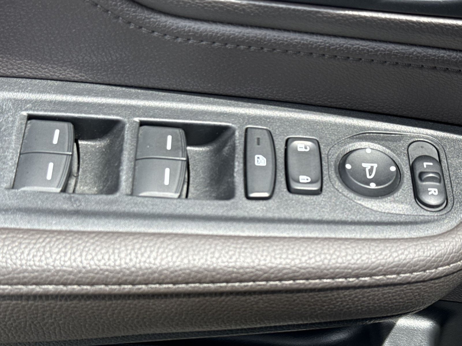 Used 2023 Honda Odyssey EX-L image 15