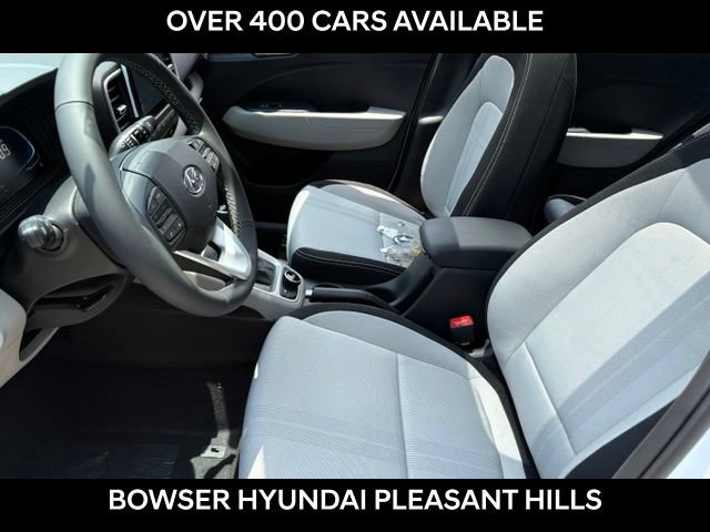 New 2026 Hyundai Venue SEL FWD image 4