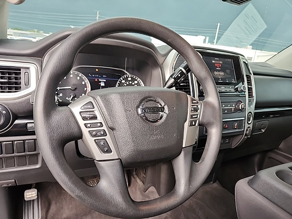 Used 2021 Nissan Titan SV w/ Accessory Utility Package AWD/4WD image 14