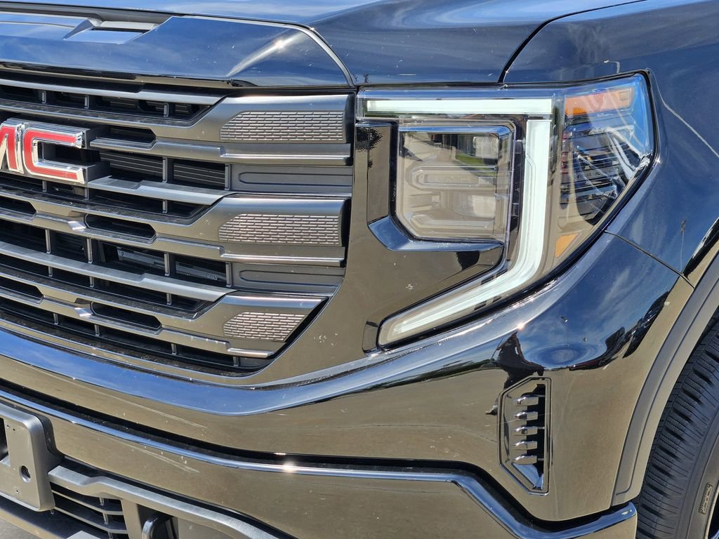 Used 2026 GMC Sierra 1500 Pro w/ Graphite Edition image 13