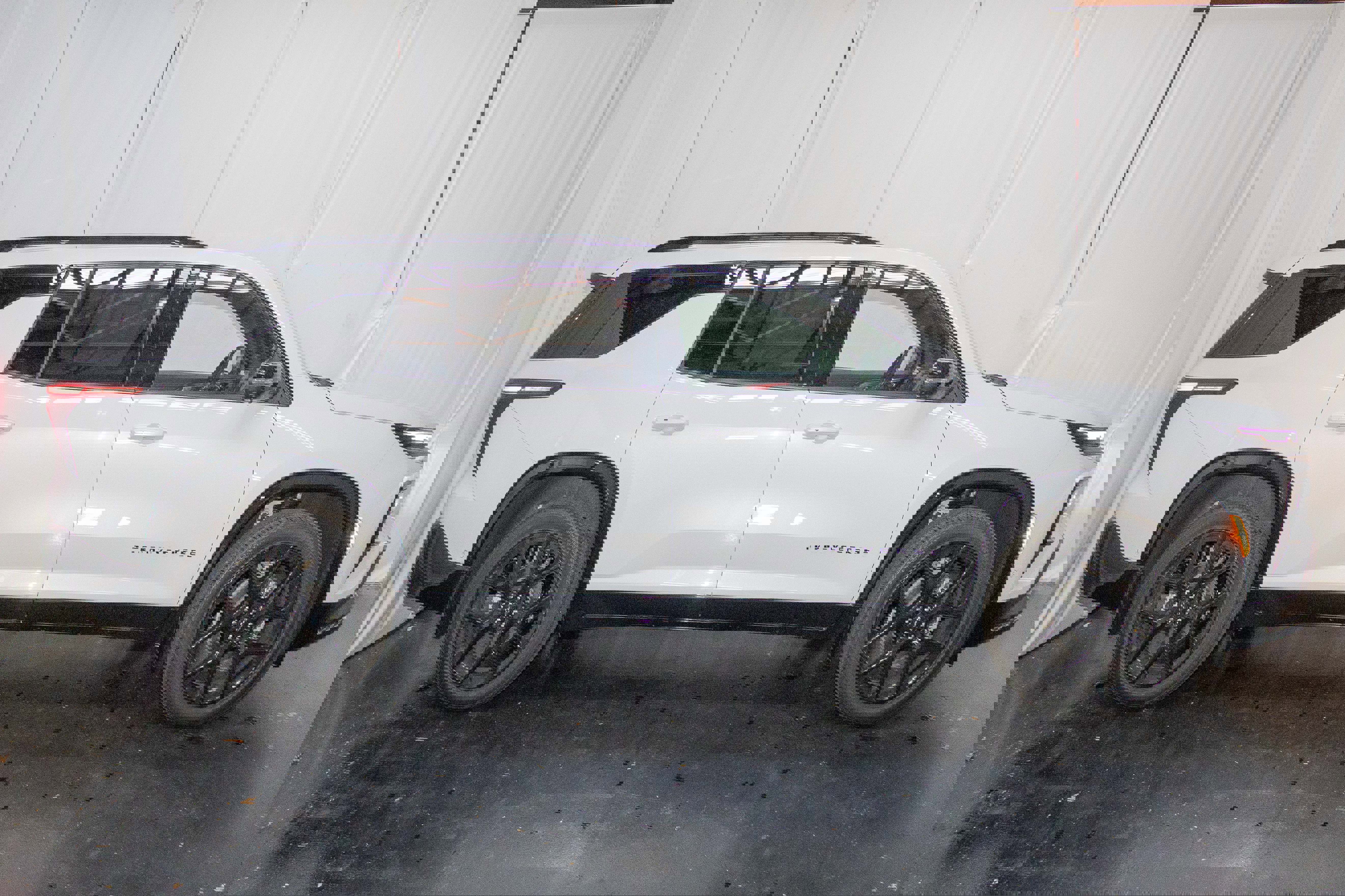 New 2026 Chevrolet Traverse RS w/ LPO, Floor Liner Package image 4