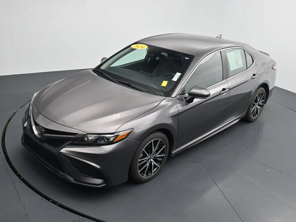 Used 2024 Toyota Camry SE FWD image 26