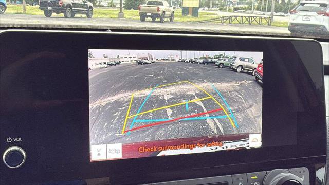 Certified 2024 Toyota Grand Highlander AWD image 17