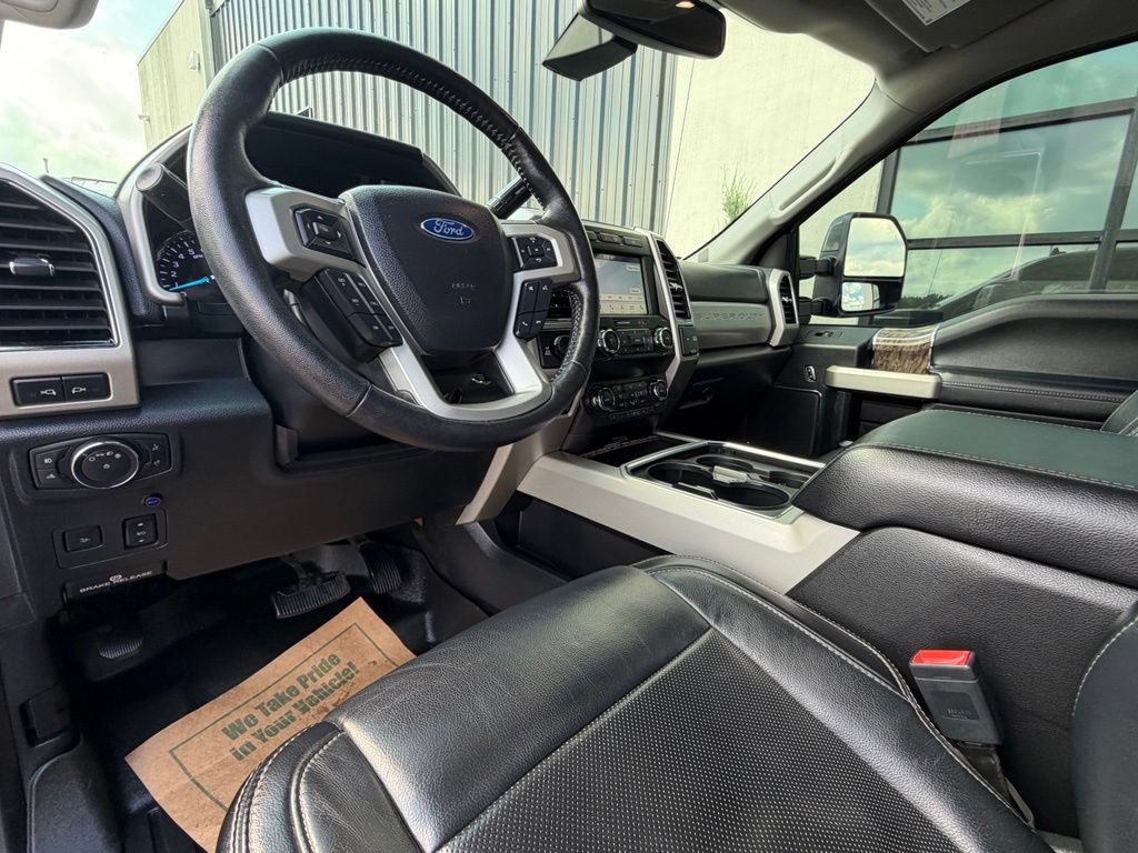 Used 2019 Ford F250 Lariat w/ Lariat Ultimate Package AWD/4WD image 11