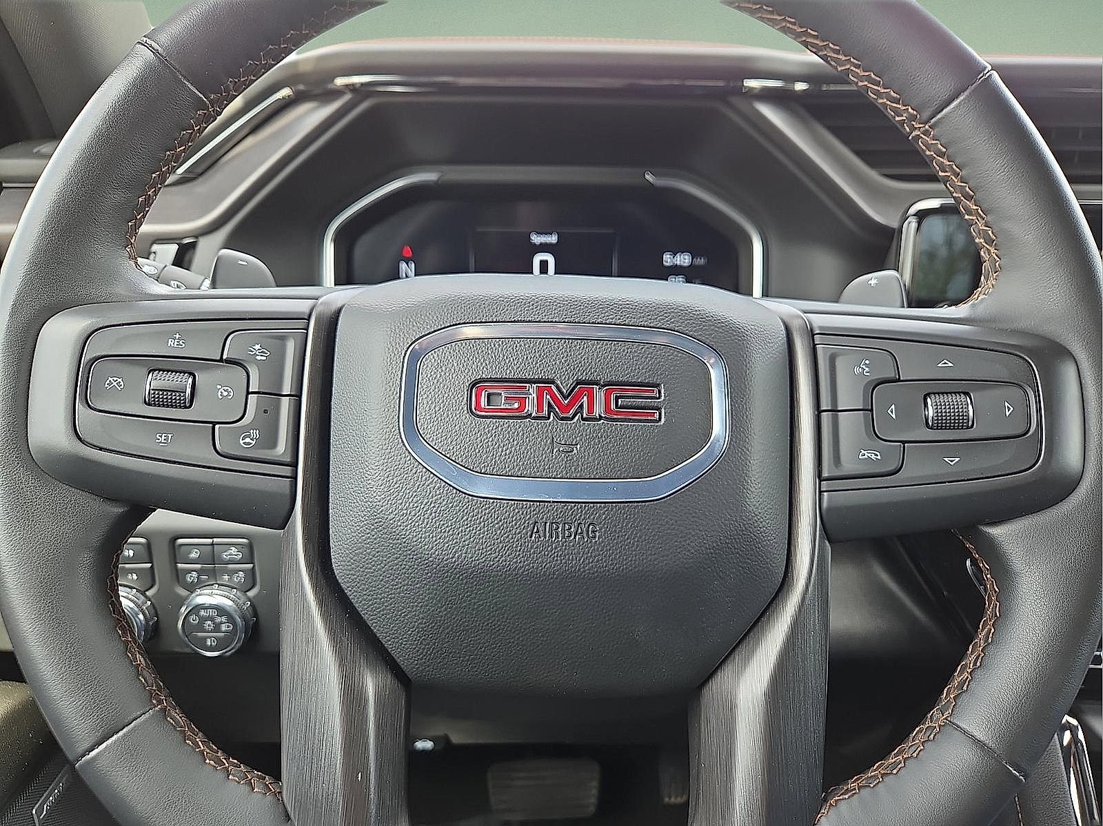 Used 2024 GMC Sierra 1500 AT4 w/ Technology Package image 24