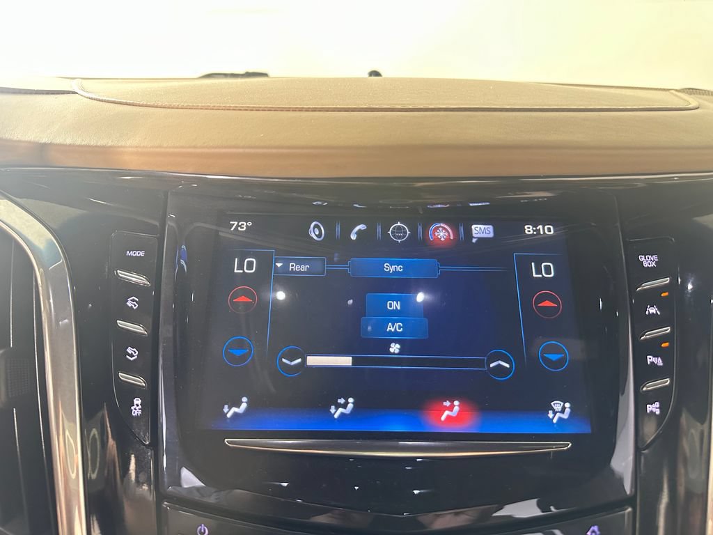 Used 2018 Cadillac Escalade ESV Platinum AWD/4WD image 38