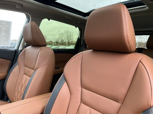 New 2026 Nissan Rogue Platinum image 10