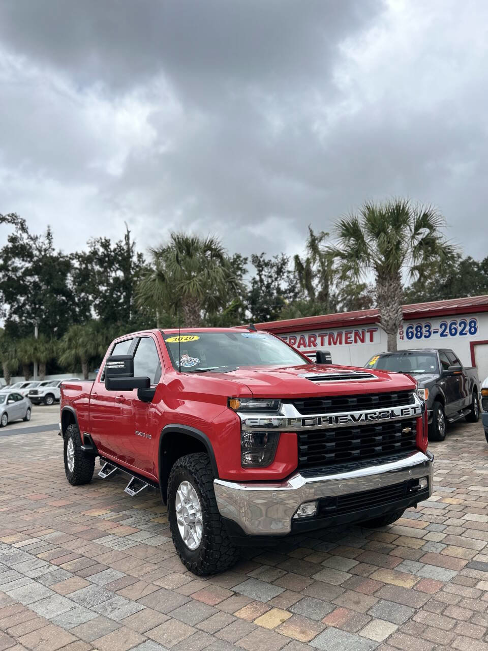 Used 2020 Chevrolet Silverado 2500 LT w/ All Star Edition image 2
