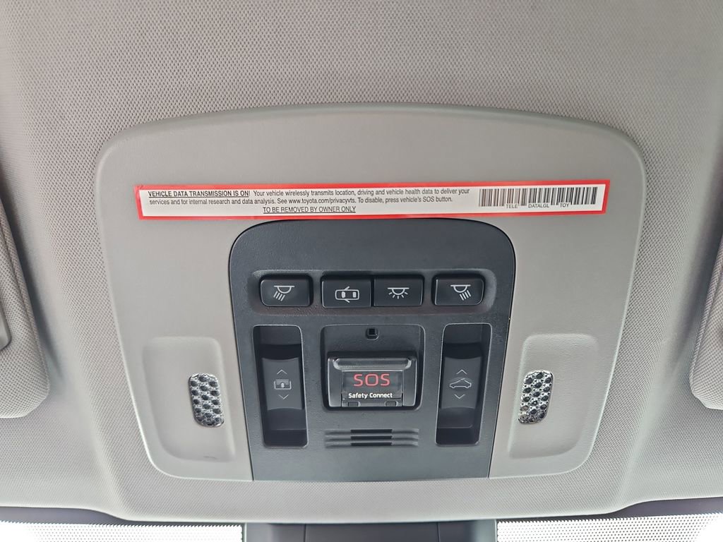 Used 2019 Toyota Camry XSE image 22