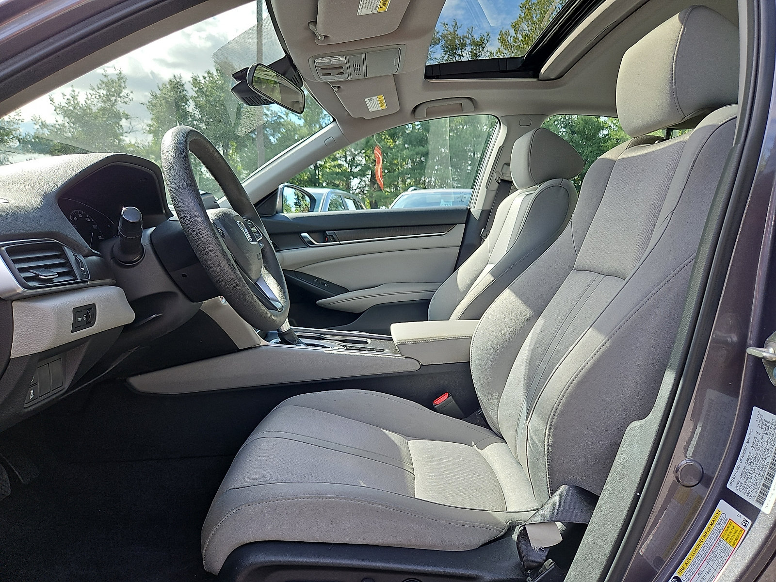 Used 2019 Honda Accord EX image 14