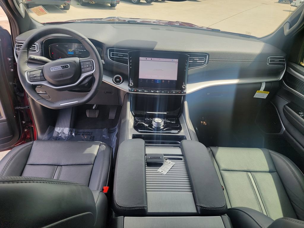Used 2025 Jeep Wagoneer Series II image 18
