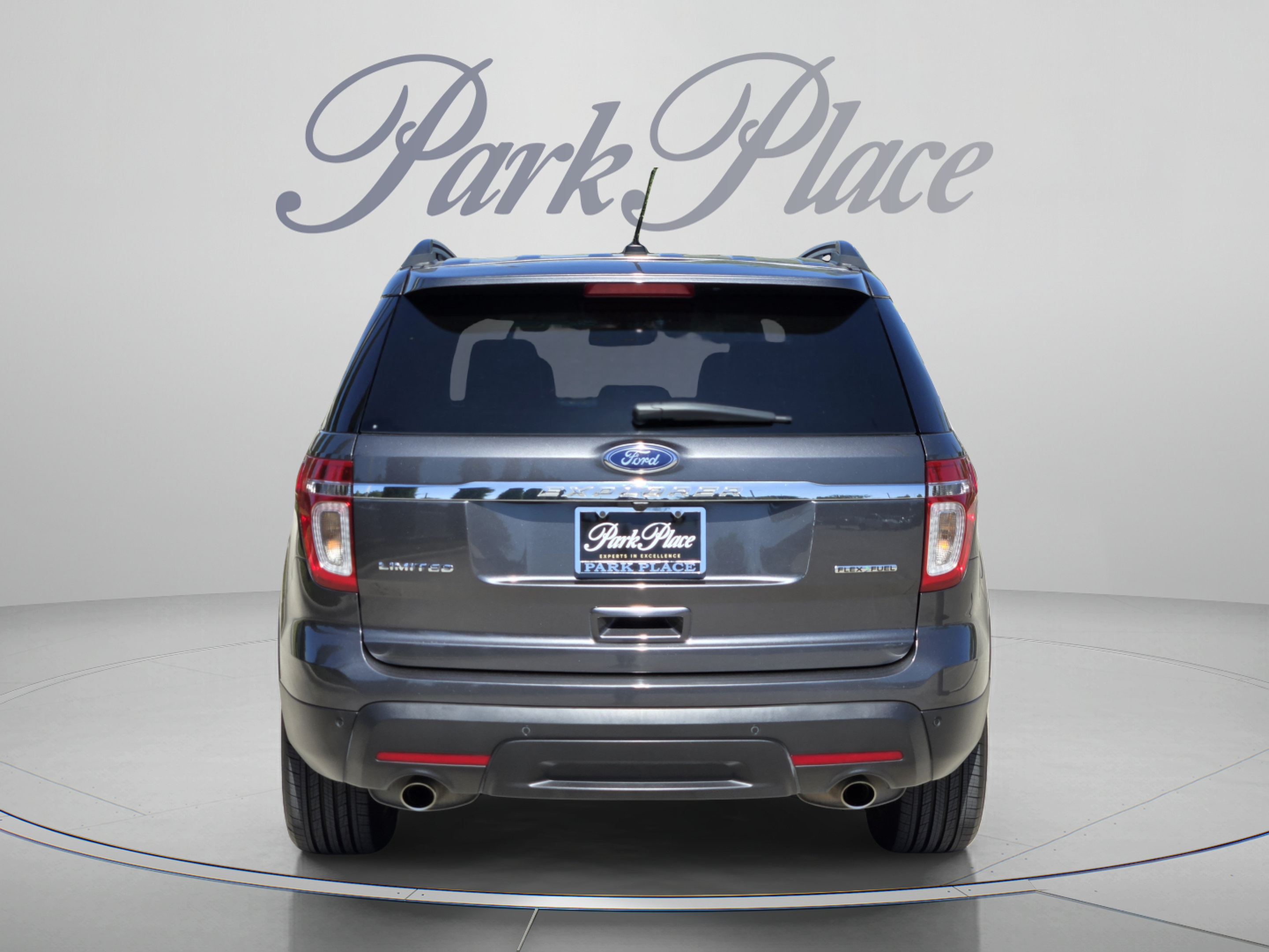 Used 2015 Ford Explorer Limited w/ Equipment Group 301A FWD image 4