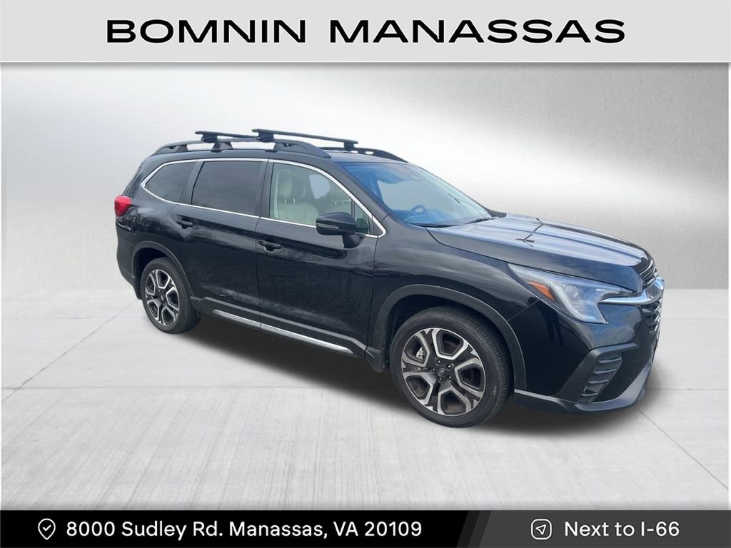 Used 2023 Subaru Ascent Limited image 4