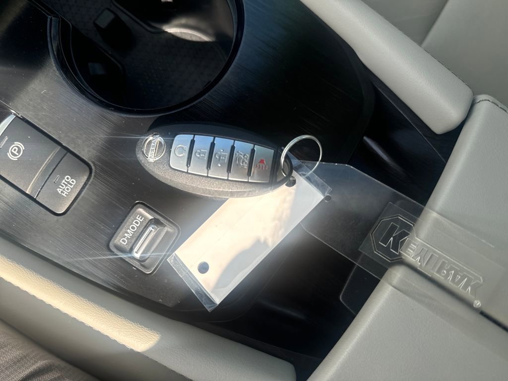 Used 2021 Nissan Rogue SL w/ Premium Package image 31