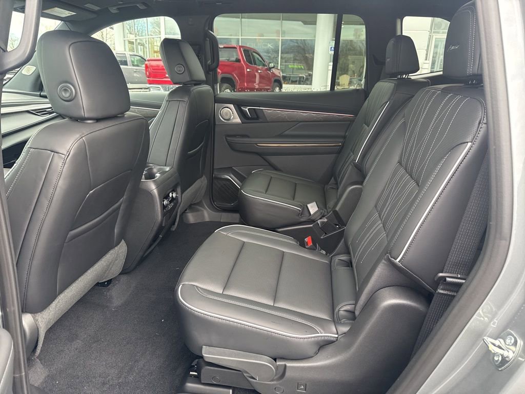 New 2026 Buick Enclave Avenir w/ Super Cruise Package image 10