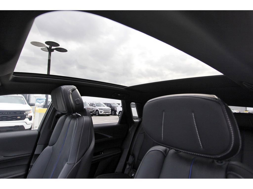 New 2026 Cadillac Lyriq Sport image 22