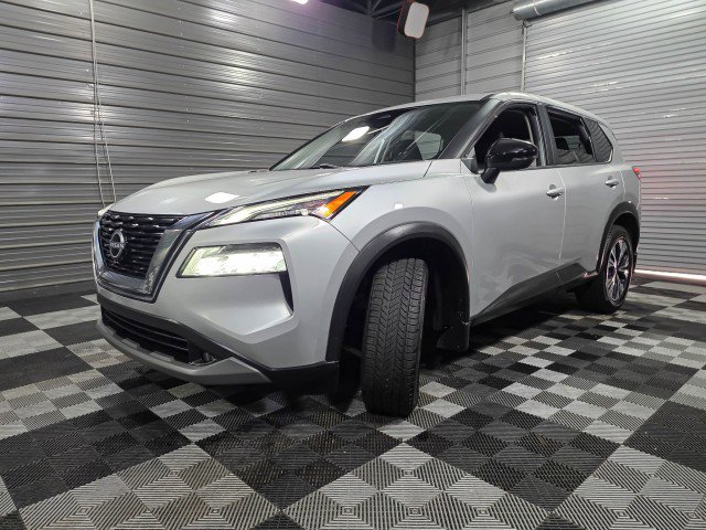 Used 2022 Nissan Rogue SV image 36
