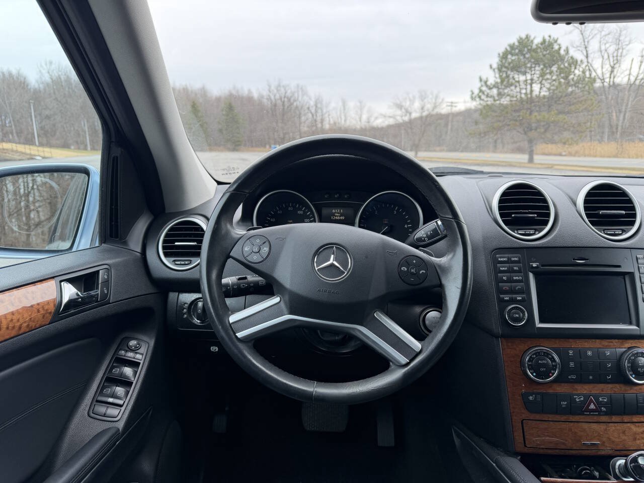 Used 2010 Mercedes-Benz ML 350 BlueTEC 4MATIC image 14