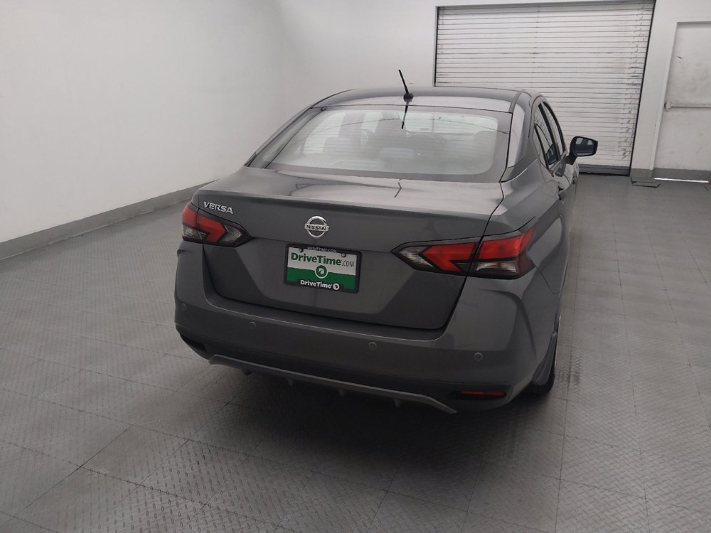 Used 2020 Nissan Versa S FWD image 7