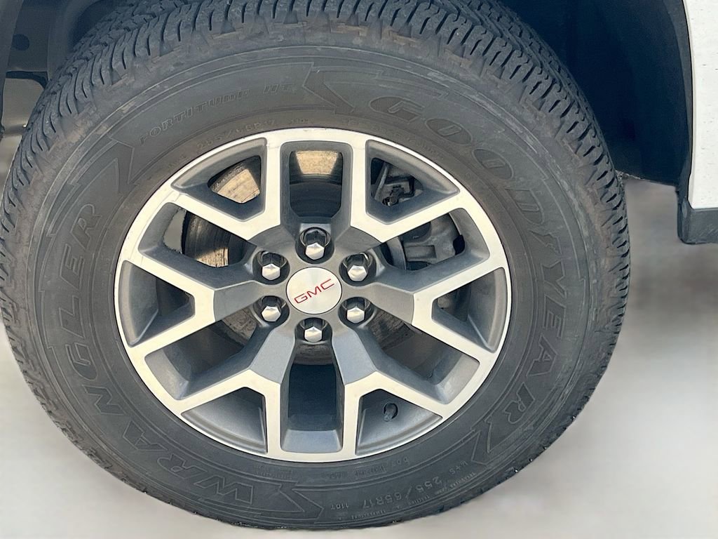 Used 2022 GMC Canyon AT4 image 29