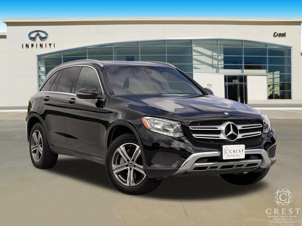 Used 2018 Mercedes-Benz GLC 300 4MATIC image 2
