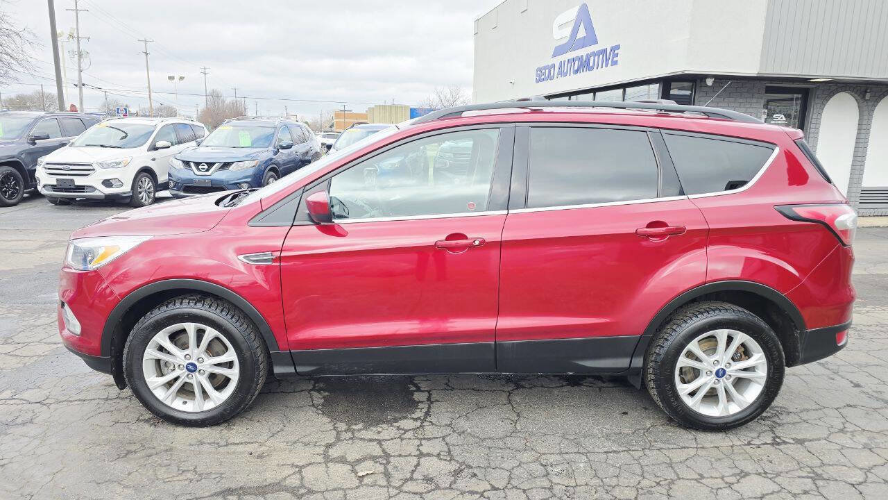Used 2018 Ford Escape SE AWD/4WD image 3