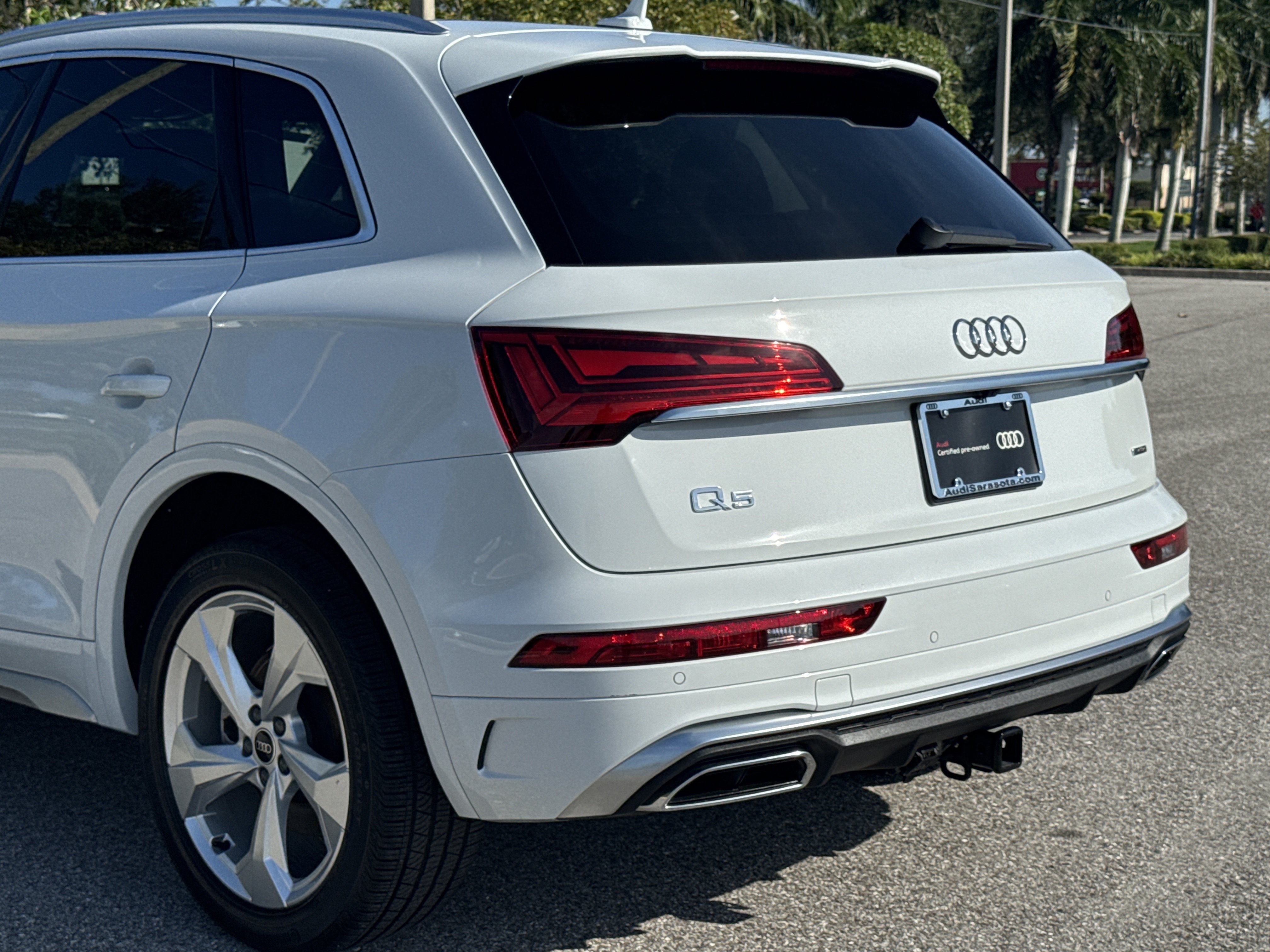Certified 2023 Audi Q5 2.0T Premium Plus AWD/4WD image 9