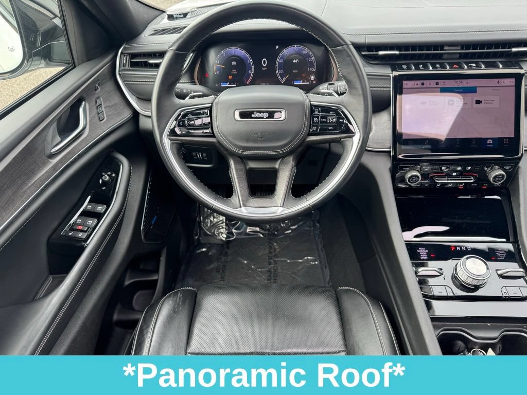 Used 2022 Jeep Grand Cherokee Overland w/ Luxury Tech Group IV AWD/4WD image 22