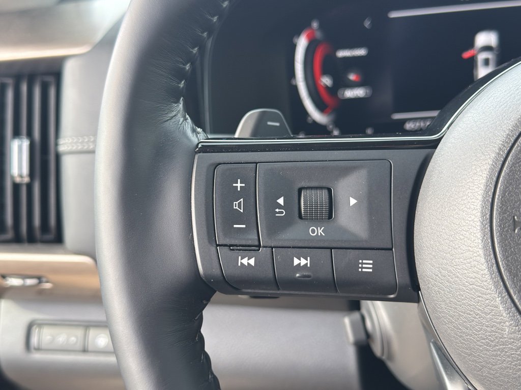 Certified 2023 Nissan Pathfinder Platinum w/ Lighting Package (N93) image 20