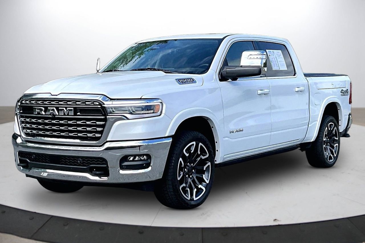 Used 2025 RAM 1500 Limited AWD/4WD image 4