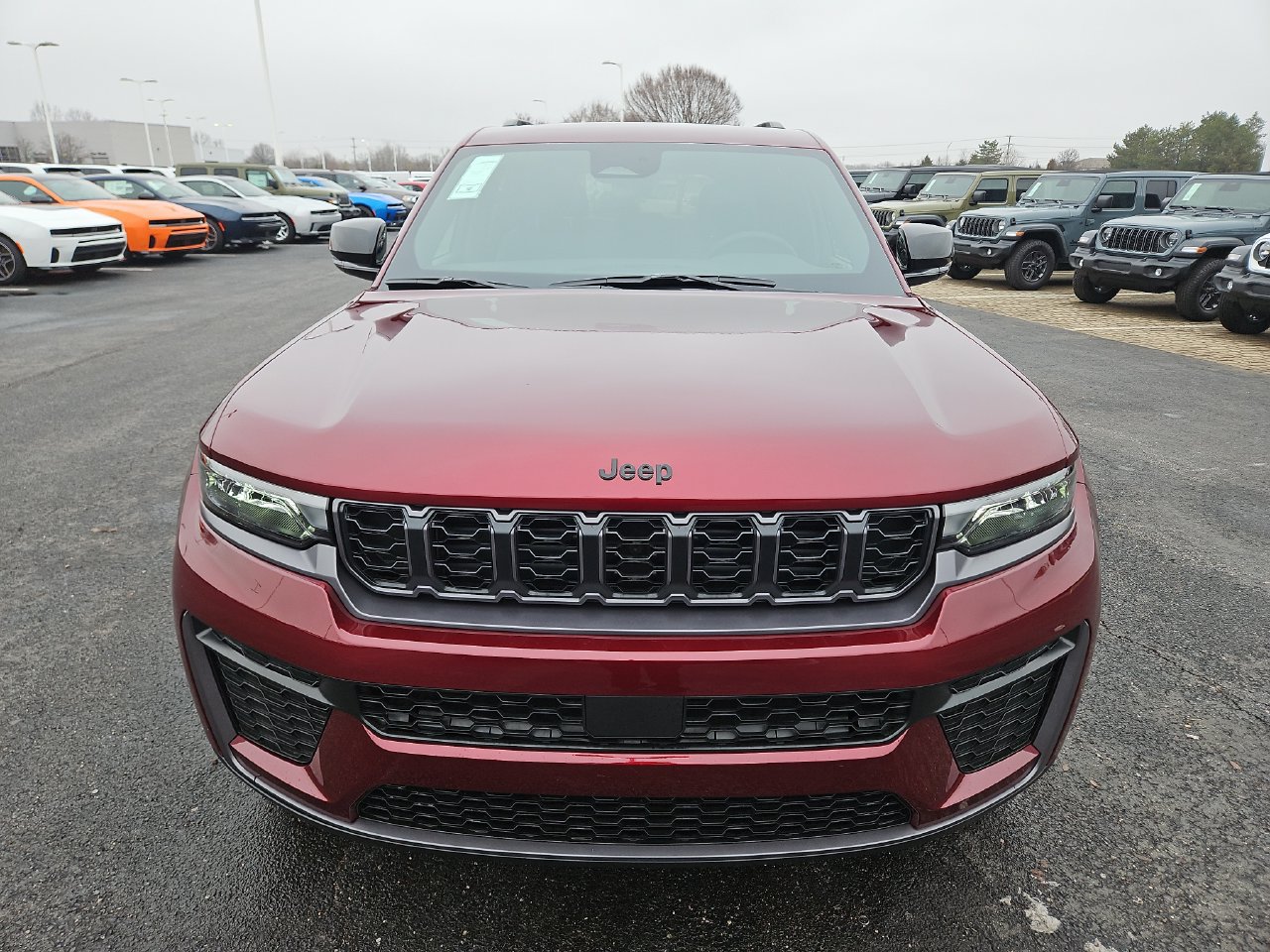 New 2026 Jeep Grand Cherokee Altitude AWD/4WD image 2