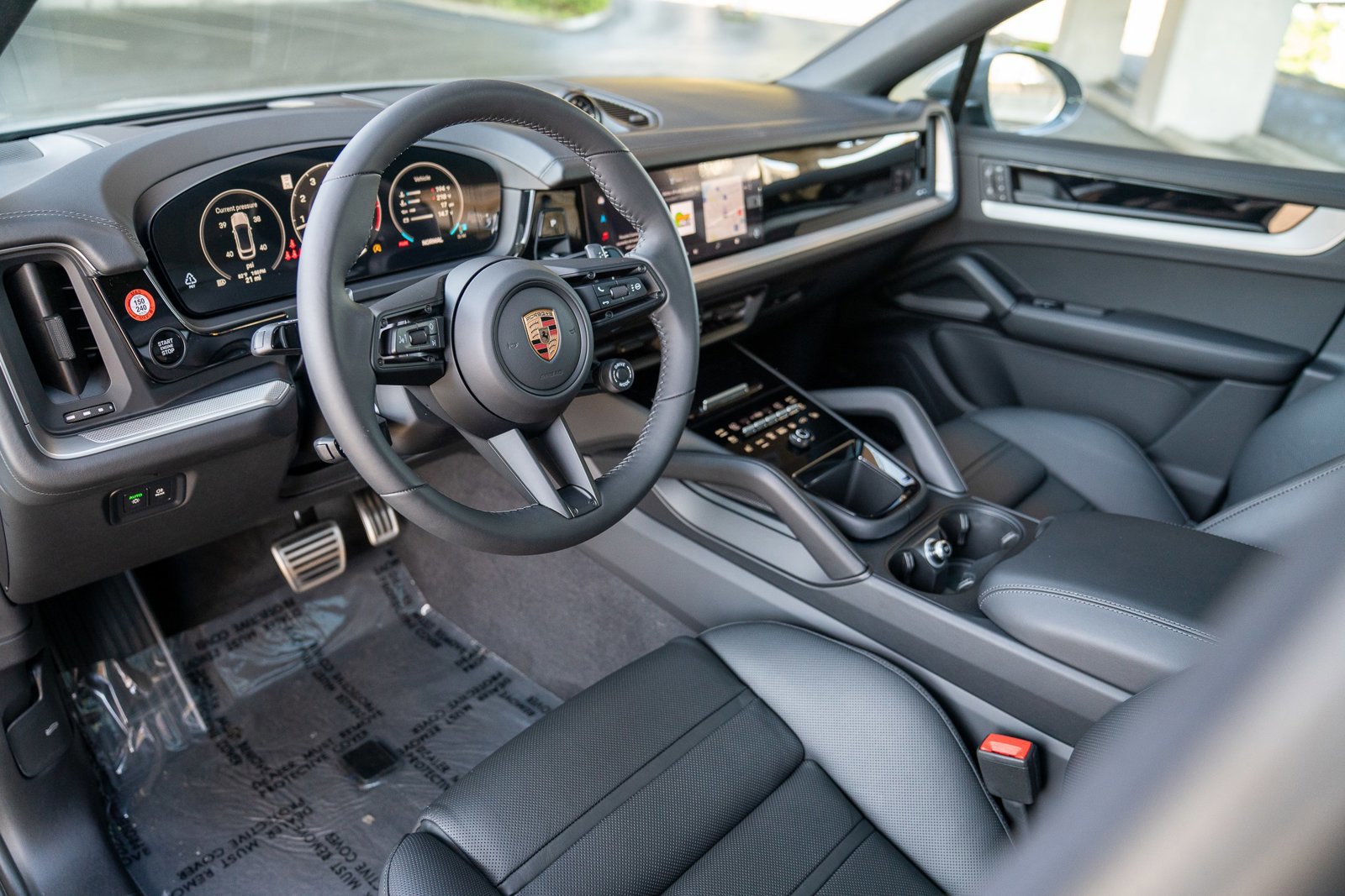 New 2026 Porsche Cayenne S image 4