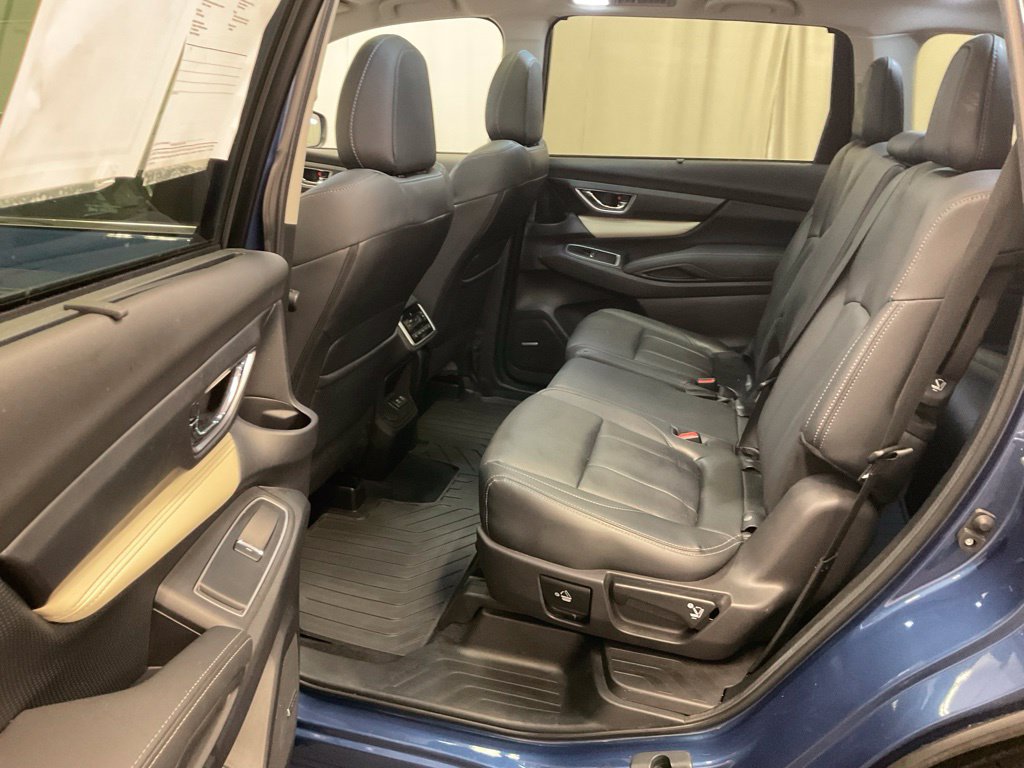 Used 2022 Subaru Ascent Limited w/ Technology Package AWD/4WD image 28