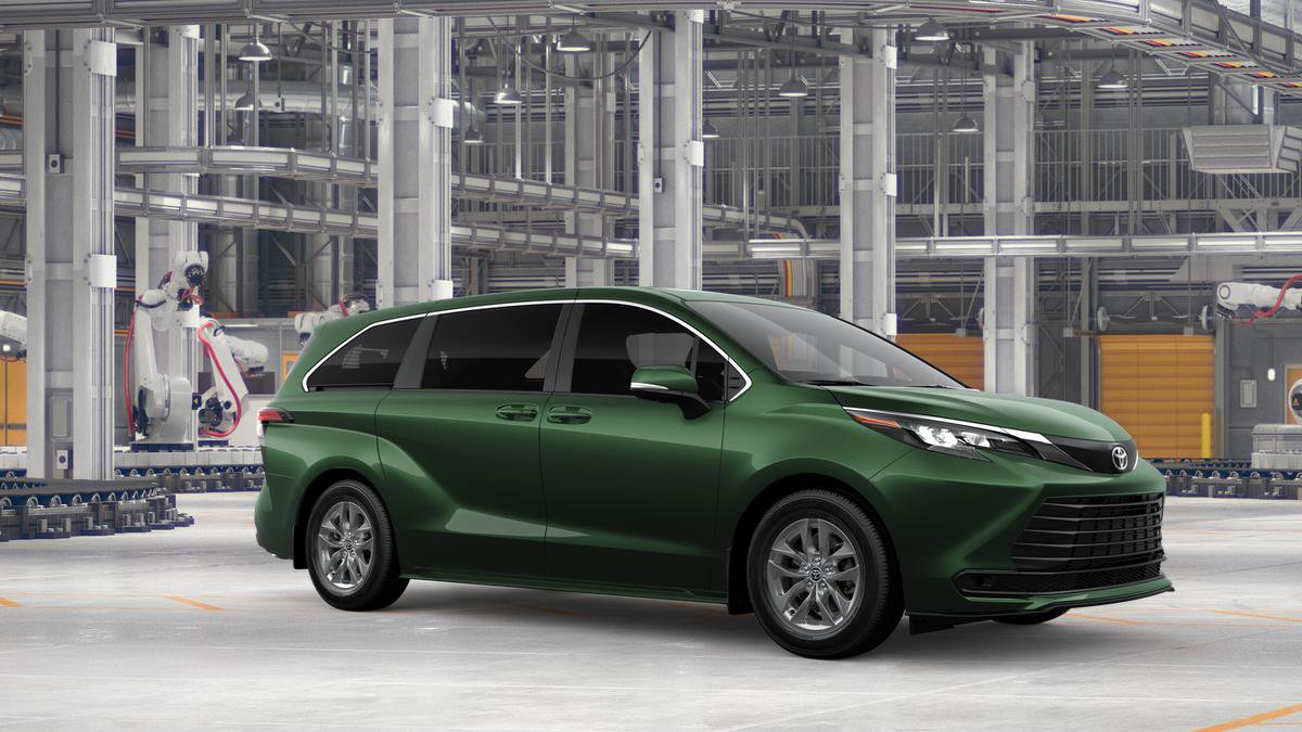New 2026 Toyota Sienna LE image 14