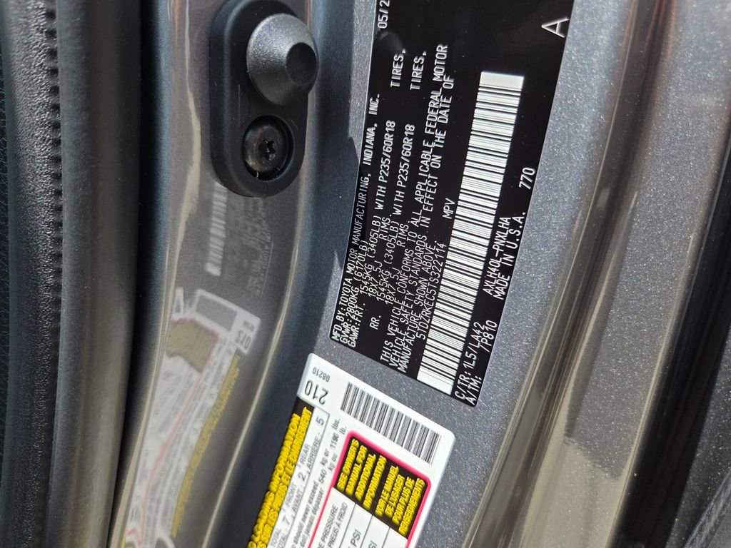 New 2026 Toyota Sienna Limited FWD image 19