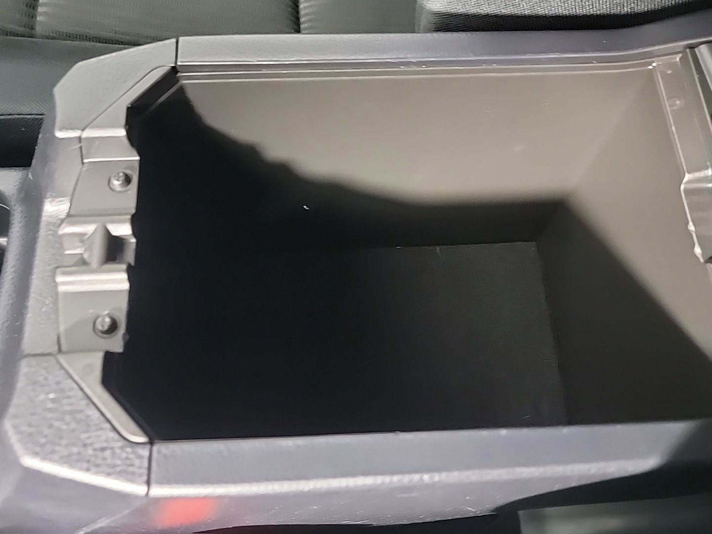 Used 2017 Toyota RAV4 LE w/ All Weather Liner Package image 31