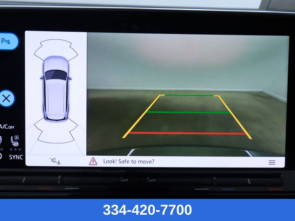 New 2025 Volkswagen Atlas SE w/ Black Wheel Package image 12