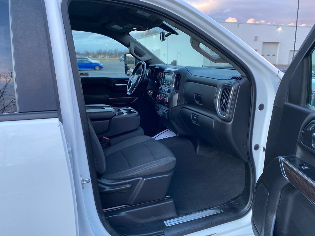 Used 2023 Chevrolet Silverado 2500 LT AWD/4WD image 12