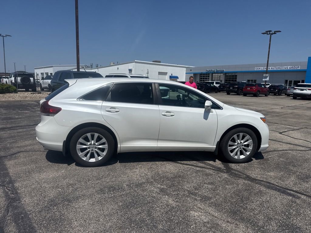 Used 2014 Toyota Venza LE w/ LE Convenience Package AWD/4WD image 3