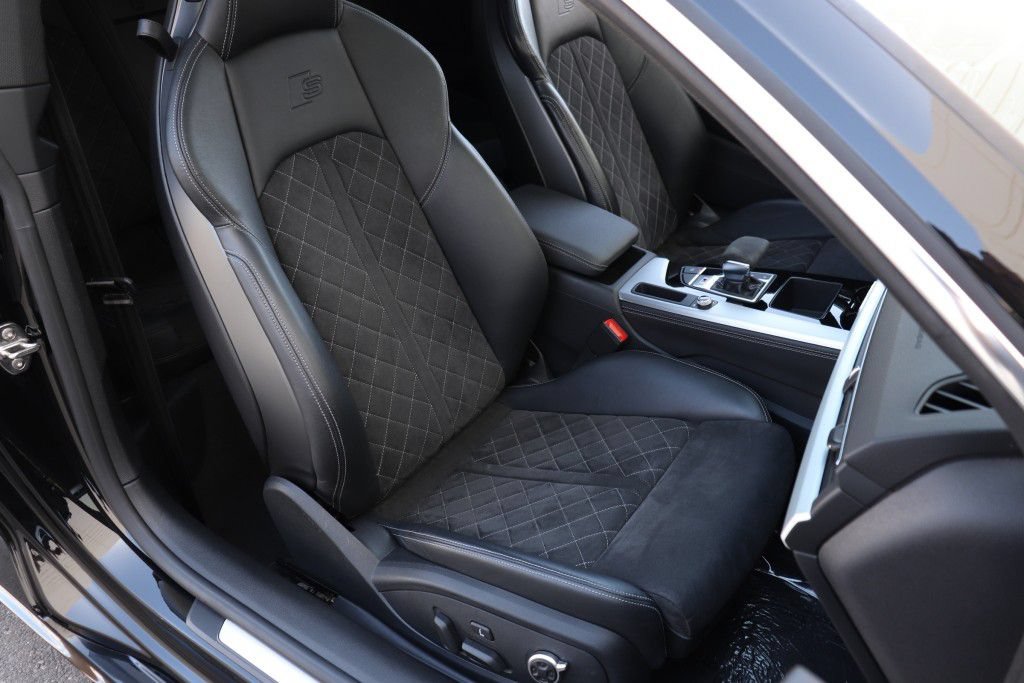 Used 2021 Audi S5 Premium Plus w/ Premium Plus AWD/4WD image 29