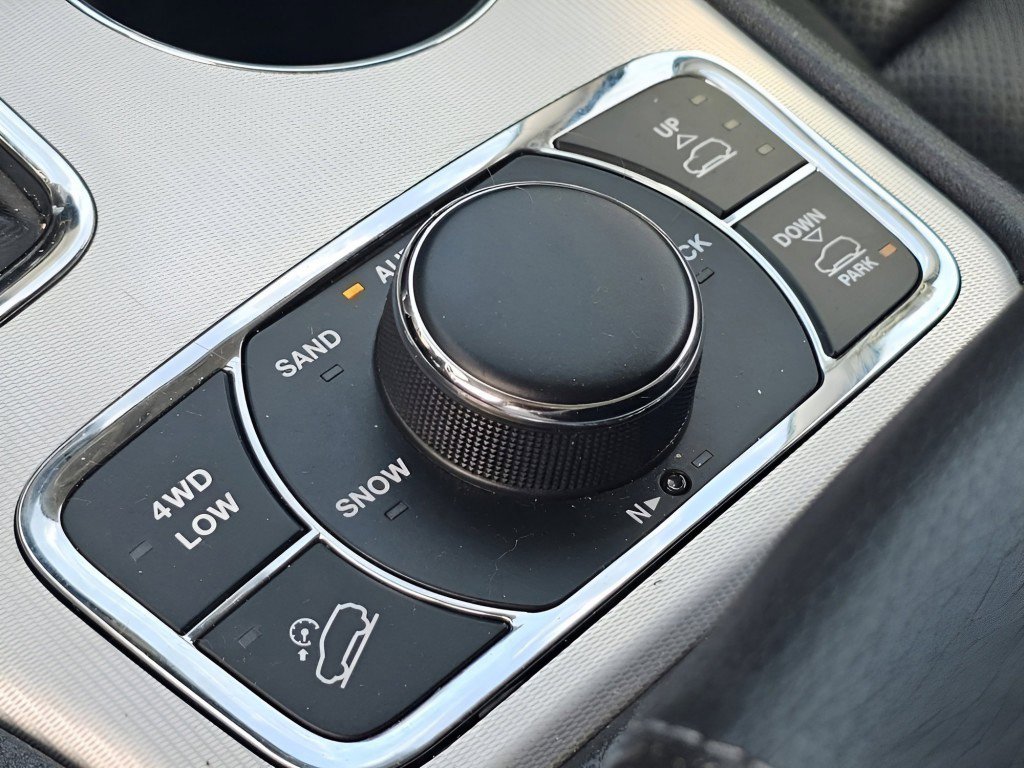 Used 2019 Jeep Grand Cherokee Summit w/ Platinum Series Group AWD/4WD image 10
