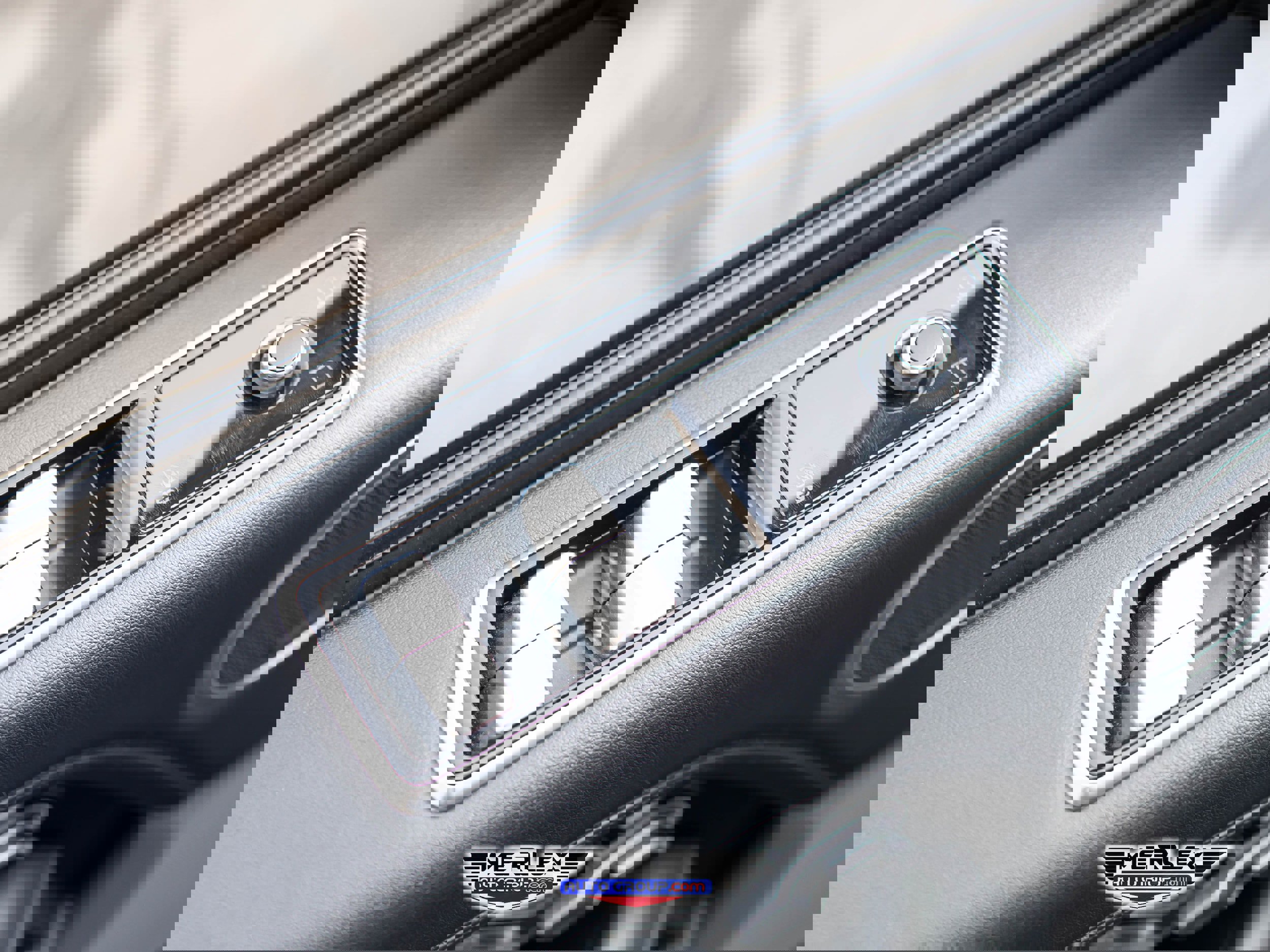 Used 2018 Land Rover Range Rover Long Wheelbase Supercharged image 42