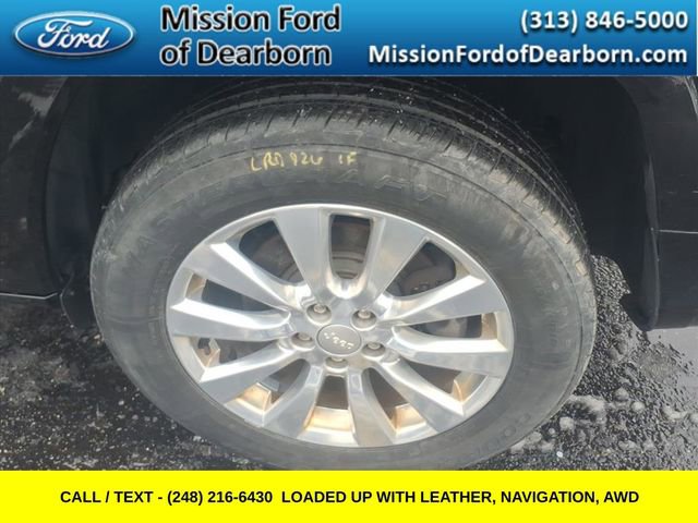 Used 2018 Jeep Cherokee Overland image 2