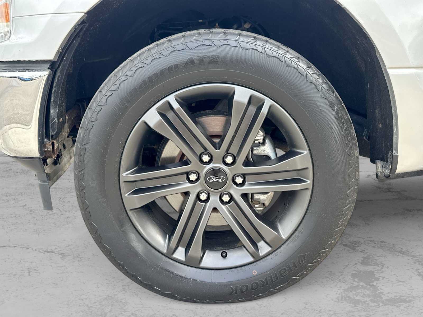 Used 2019 Ford F150 XLT w/ Equipment Group 302A Luxury AWD/4WD image 13