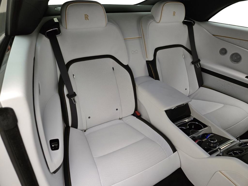 New 2025 Rolls-Royce Spectre Black Badge w/ Leather Finishing Pack AWD/4WD image 20