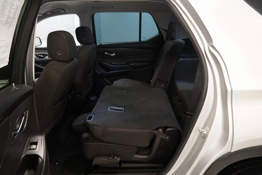 Used 2018 Chevrolet Traverse LS FWD image 23